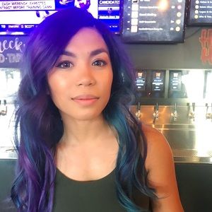 Meet your Posher, Amanda